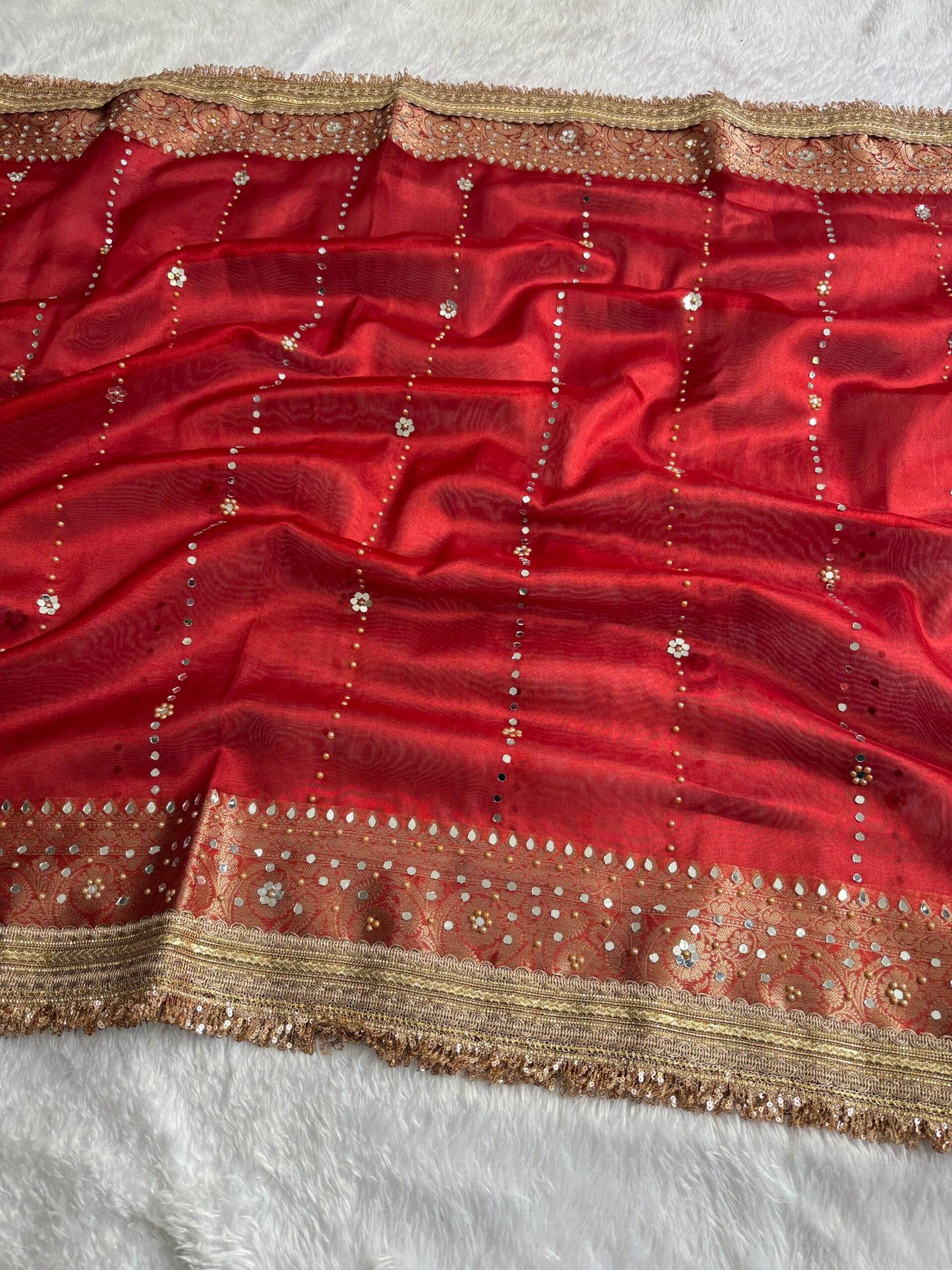✨Elegant Red tissue saree✨ - Image 2