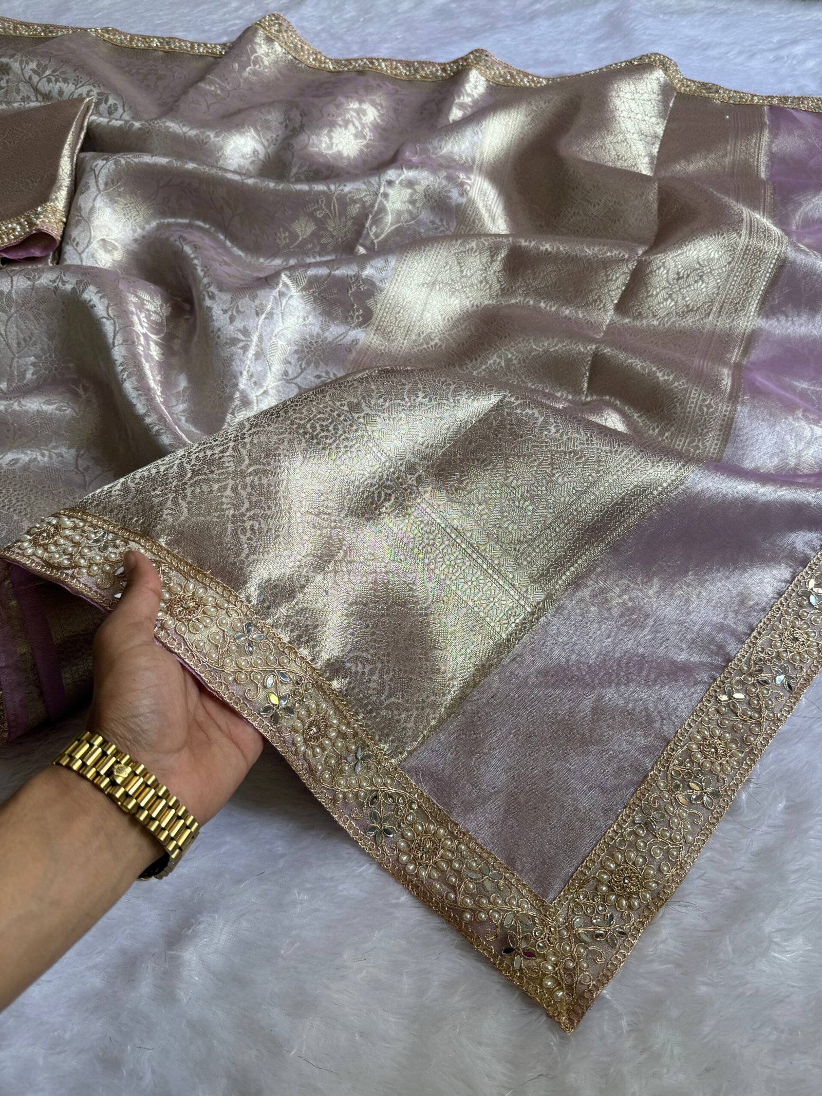 ✨ *Premium Tissue Saree – Elegant & Graceful Look*✨ - Image 2