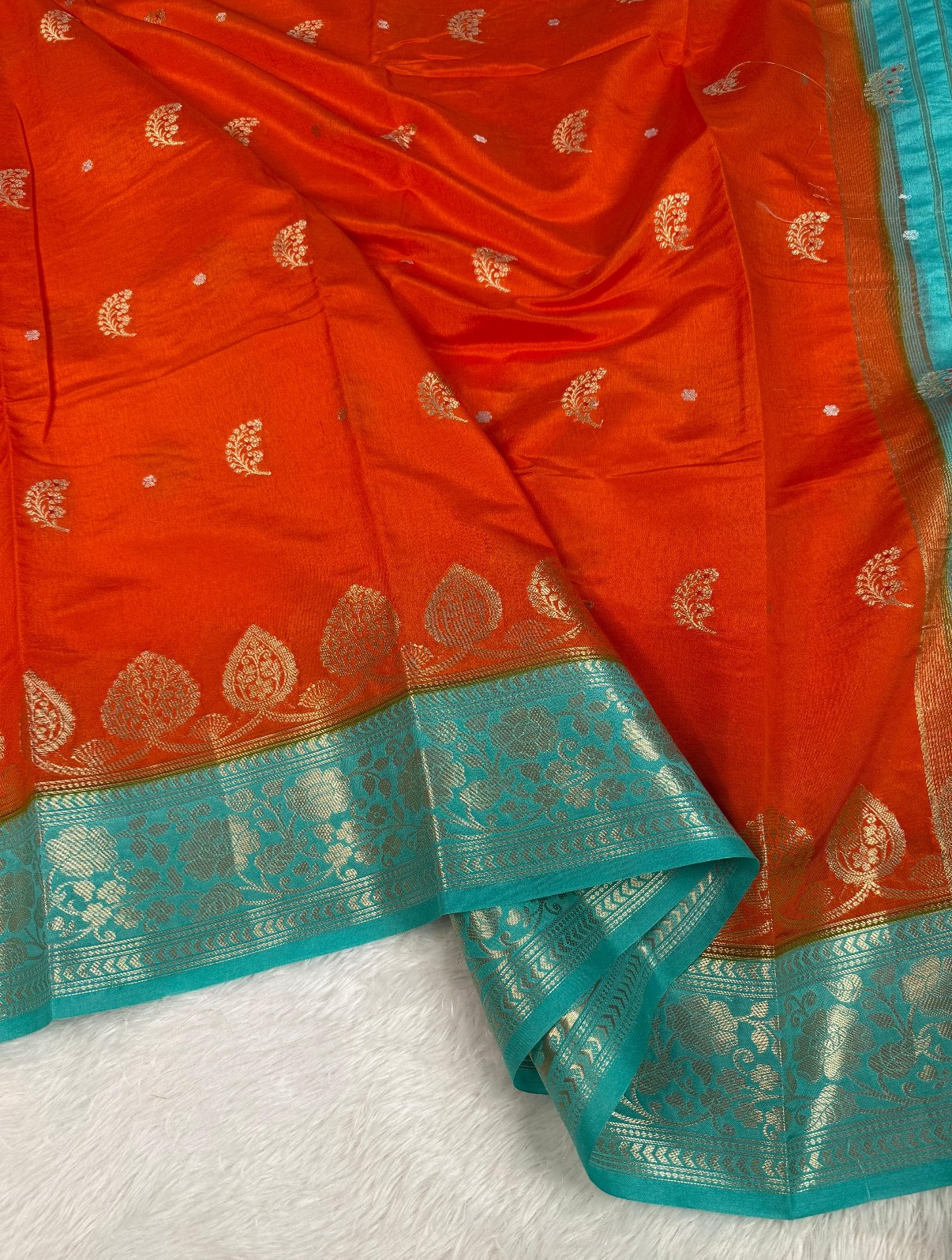 BANARASI DUPION SILK SAREE - Image 2