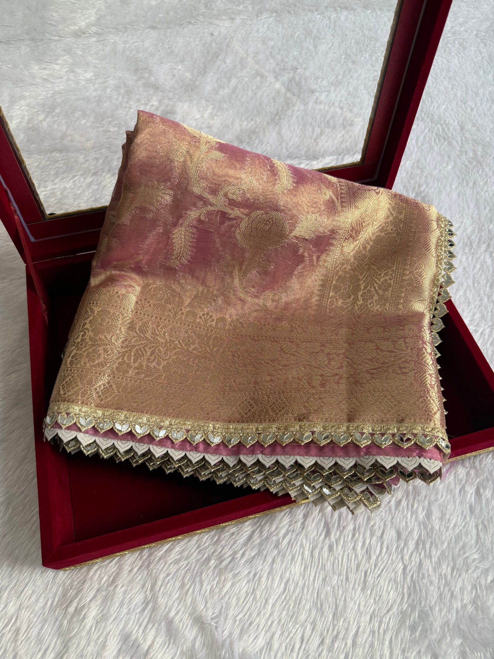 ✨ Elegant Dual Tone Tissue Saree ✨