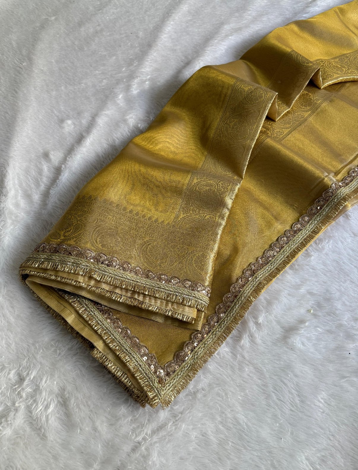 ✨ Premium Golden tissue saree ✨